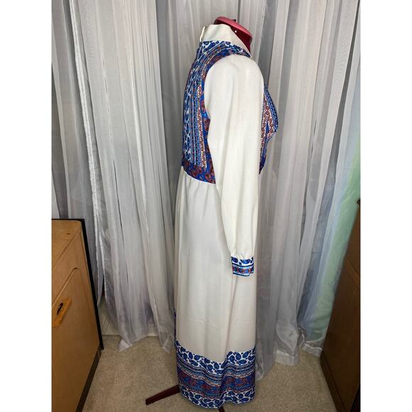 maxi dress with patterned yoke boho with coat 70s Vintage white blue red - Picture 11 of 16